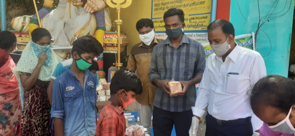 Aram Foundation Providing kabasura kudineer for Immune power