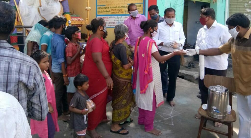 Aram Foundation Providing kabasura kudineer for Immune power